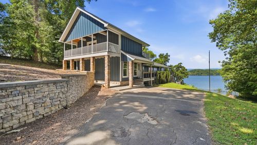 14310 Bluffview Dr, Birchwood, TN, 37308-5242 | Card Image