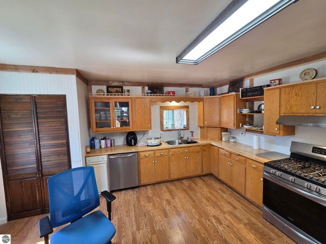 4280 Westview Dr, House other with 3 bedrooms, 1 bathrooms and null parking in Lake MI | Image 12