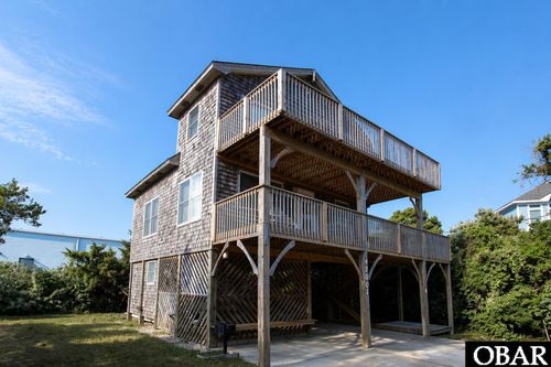 42001 Cedar Cir, Avon, NC, 27915-1250 | Card Image