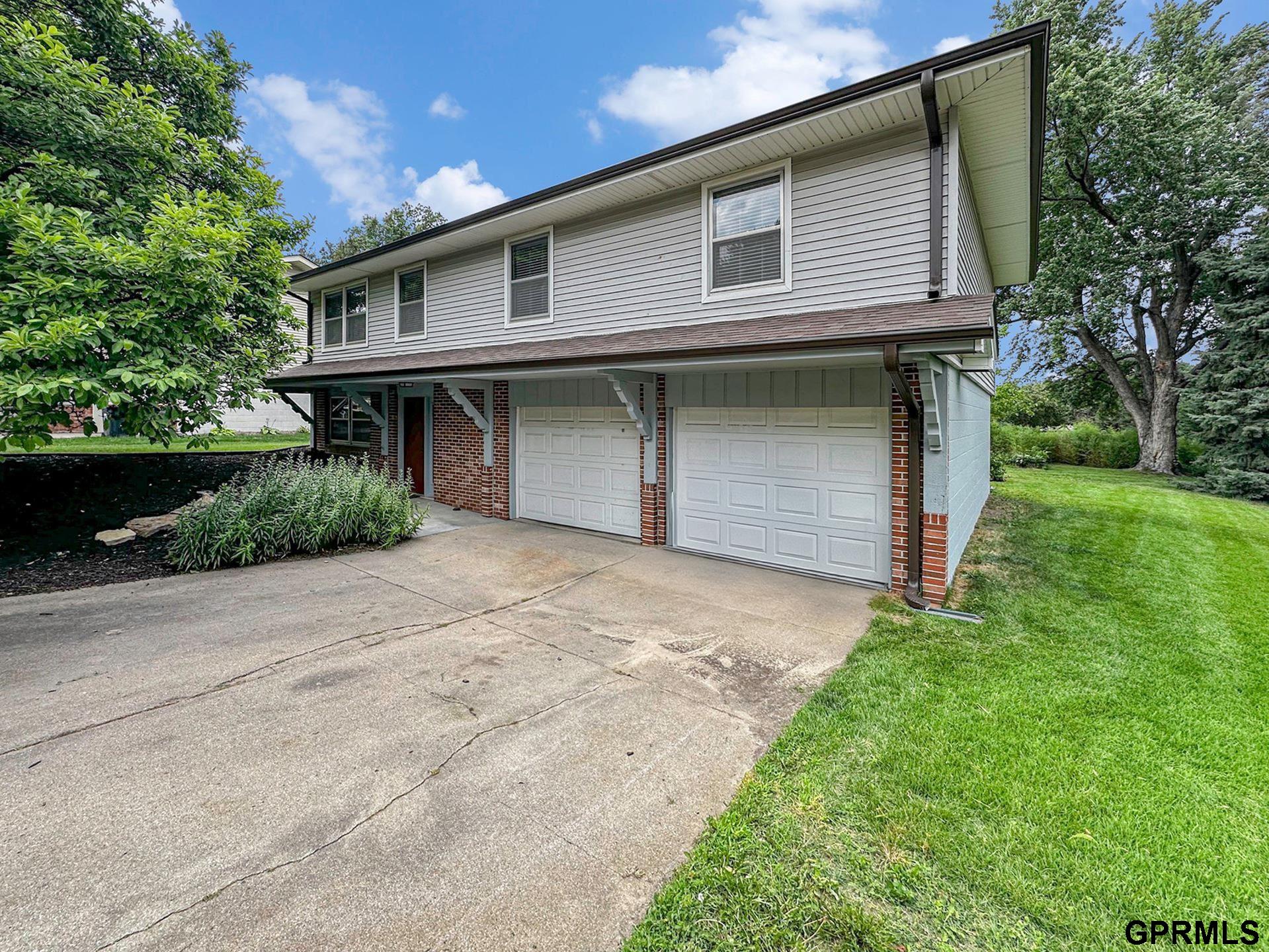 Tipperary Trl, Lincoln, NE 68512