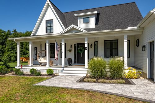 9 French Cross Rd, Dover, NH, 03820-3269 | Card Image