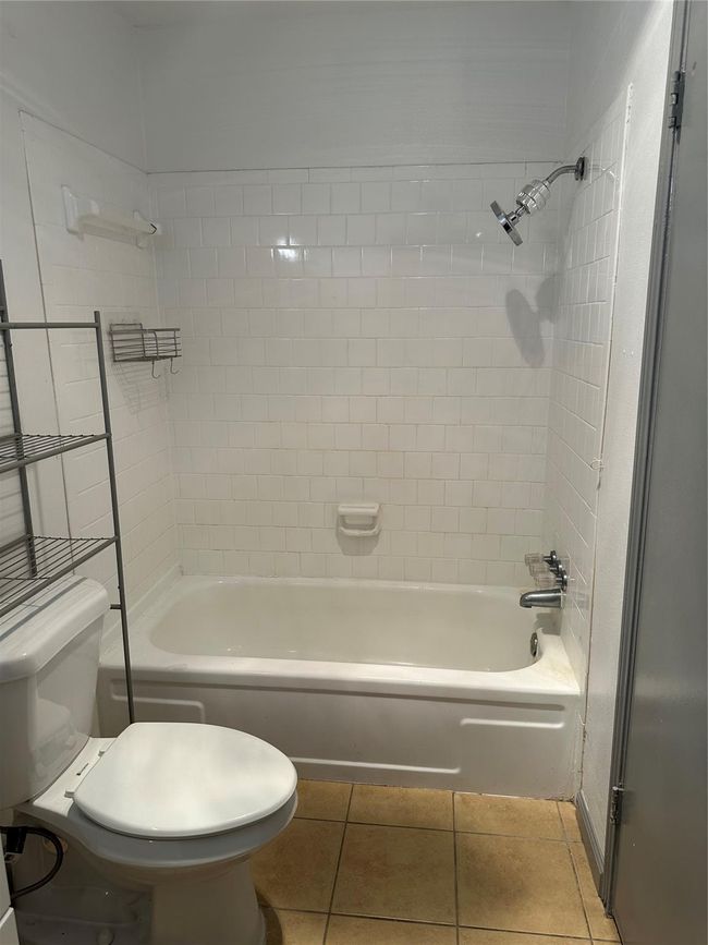 APT-52 - 3535 Nasa Pkwy, House attached with 1 bedrooms, 1 bathrooms and null parking in Seabrook TX | Image 5