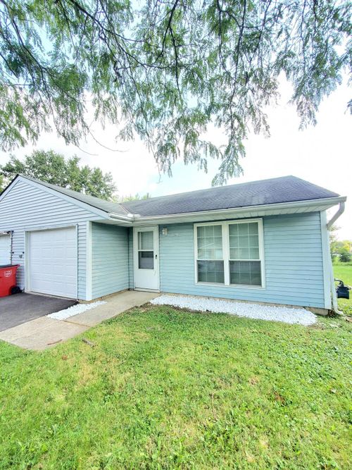 3218-3216-3218 Independence St, Grove City, OH, 43123-1712 | Card Image
