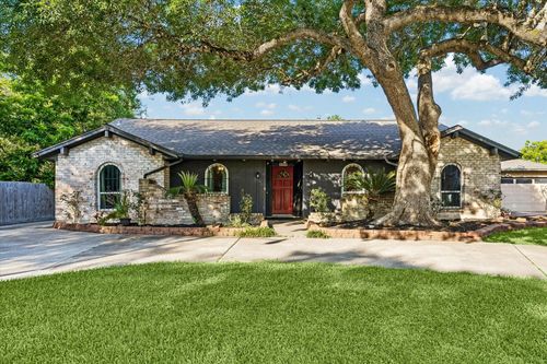306 Lafayette Ln, League City, TX, 77573-1938 | Card Image