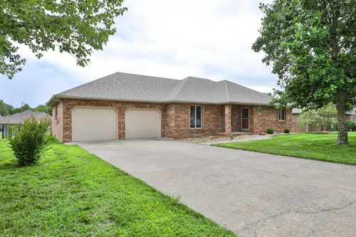 1660 S Meadow Ln, Bolivar, MO, 65613-3382 | Card Image