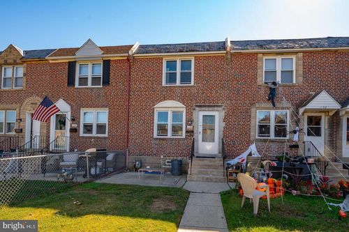 126 Academy Rd, Clifton Hts, PA, 19018-2501 | Card Image