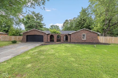 5317 Liz Ln, Anderson, IN, 46017-9672 | Card Image