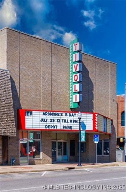 201 W Main St, Ardmore, OK, 73401-6315 | Card Image