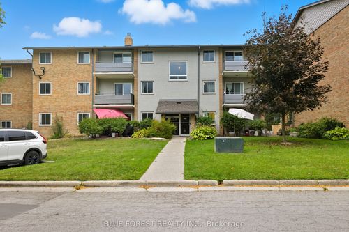4-665 Wonderland Rd S, London, ON, N6K1M1 | Card Image