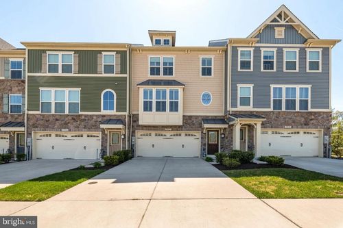7977 Trailview Xing, GLEN BURNIE, MD, 21060-8493 | Card Image
