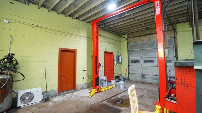 400 E Main St, Home with 0 bedrooms, 0 bathrooms and null parking in Honey Grove TX | Image 16