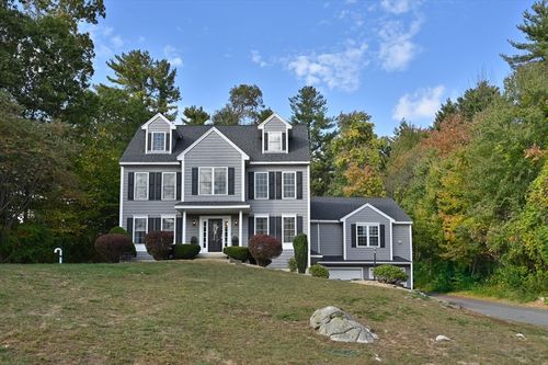16 Autumn Woods Rd, Salem, NH, 03079-1365 | Card Image