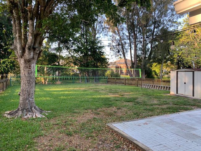 8271 - 8271 Sw 39 Th Ct, House other with 3 bedrooms, 2 bathrooms and null parking in Davie FL | Image 26