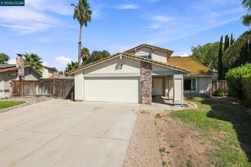 2750 Gomes Ct, Tracy, CA, 95376-1769 | Card Image