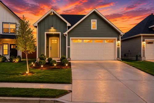 133 Frogmore Loop, Uhland, TX, 78640-3166 | Card Image