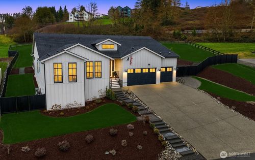 15912 201st Pl Se, Monroe, WA, 98272-8514 | Card Image
