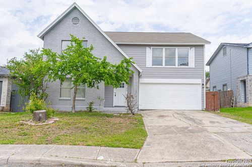 8160 Maple Meadow Dr, Converse, TX, 78109-3333 | Card Image