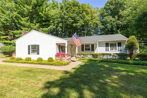 43 Harvest Rd, Fairport, NY, 14450-2831 | Card Image