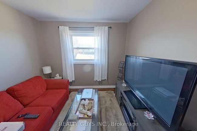 3211 County Rd 2, House other with 7 bedrooms, 4 bathrooms and 6 parking in Keene ON | Image 35