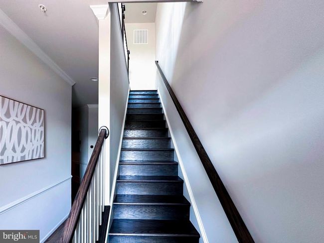 18989 Coral Reef Sq, Townhouse with 3 bedrooms, 3 bathrooms and null parking in Lansdowne VA | Image 18