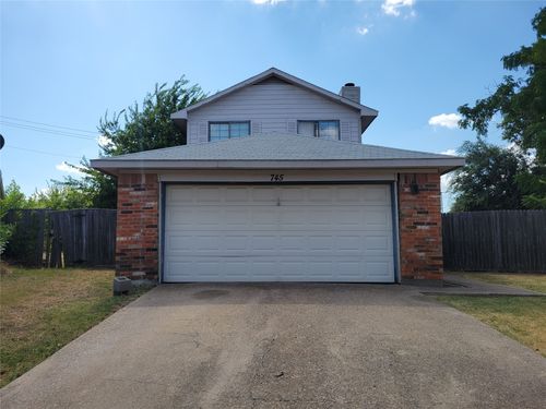 745 Meadowcreek Ct, Garland, TX, 75043-5269 | Card Image