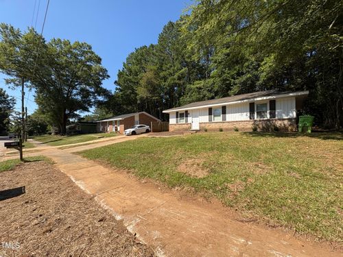 528 Solar Dr, Raleigh, NC, 27610-3450 | Card Image