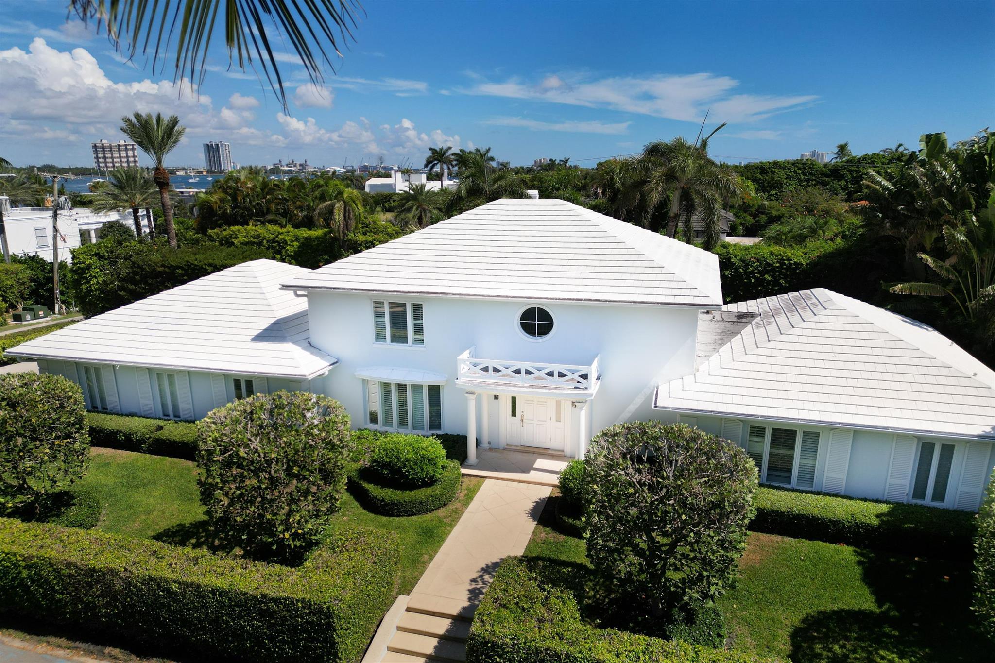 Bahama Ln, Palm Beach, FL 33480