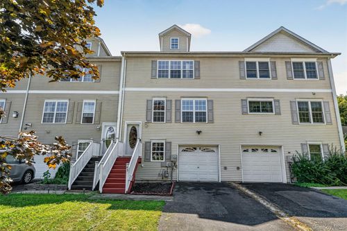 43 Mayer Dr, Middletown, NY, 10940-3349 | Card Image