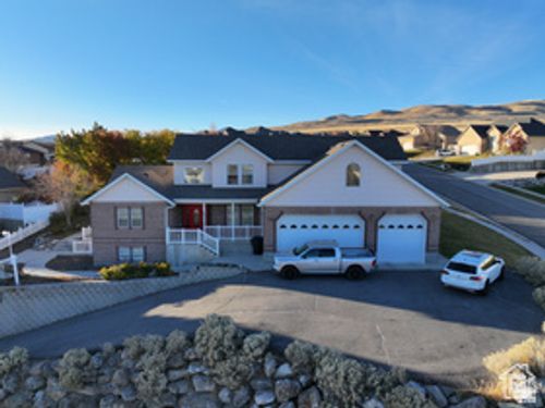 15-1035 N Valley Dr, Tremonton, UT, 84337 | Card Image