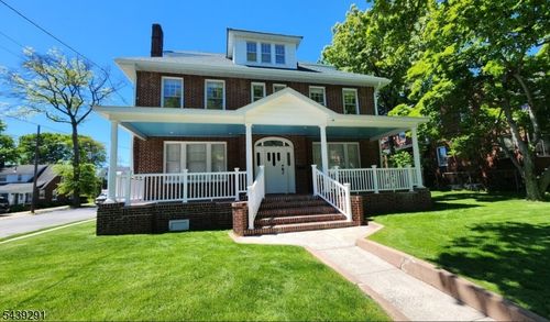 110 Hansbury Ave, Newark, NJ, 07112-1913 | Card Image