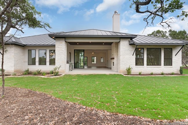8166 Blue Oak, House other with 4 bedrooms, 5 bathrooms and null parking in Garden Ridge TX | Image 67