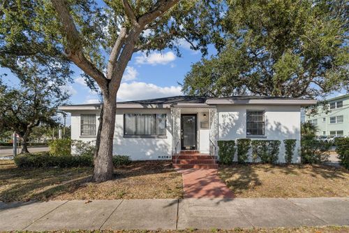 801 49th St N, ST PETERSBURG, FL, 33710-6611 | Card Image