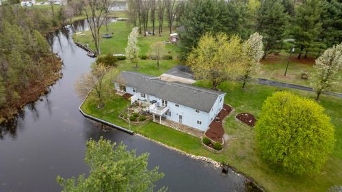3412 Briar Dr, Osseo, MI, 49266-9683 | Card Image