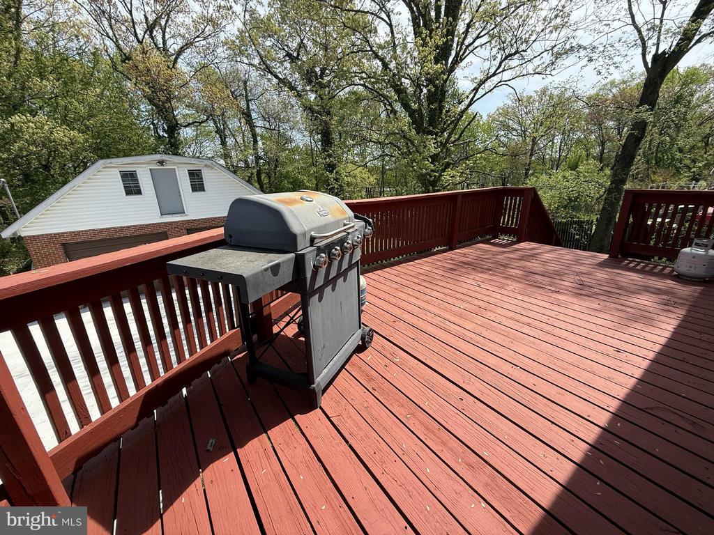 Residential Lease in LANDOVER 4