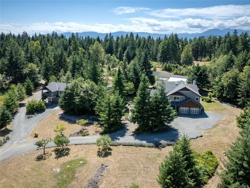 7455 Rodger Rd, Merville, BC, V0R2M0 | Card Image