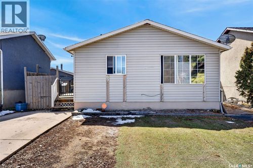 69 Mcgee Cres, Saskatoon, SK, S7L4M6 | Card Image