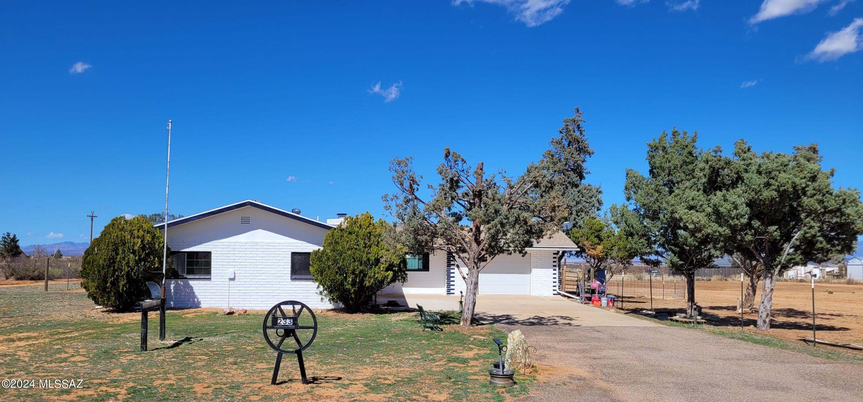 Geneva St, Pearce, AZ 85625