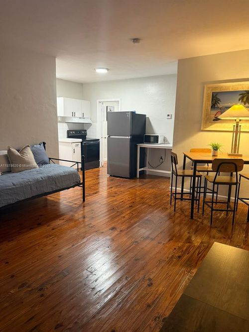 46-1289 Marseille Dr, Miami Beach, FL, 33141-2930 | Card Image