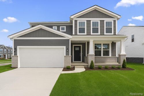 676 Gretchen Ln, Saline, MI, 48176-8983 | Card Image