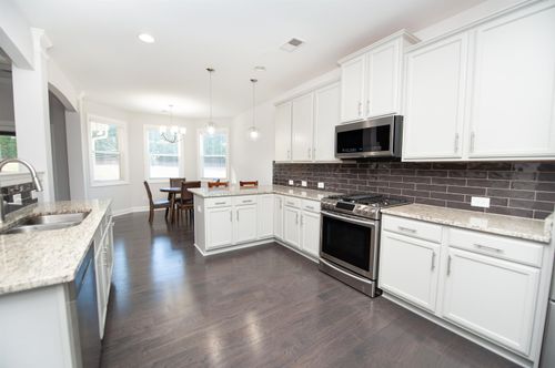 414 Chippendale Ln, Boiling Springs, SC, 29316-5669 | Card Image