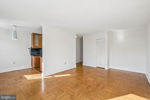 345-2601 Pennsylvania Ave, PHILADELPHIA, PA, 19130-2323 | Card Image