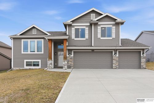 14313 S 20th St, Bellevue, NE, 68123-4927 | Card Image