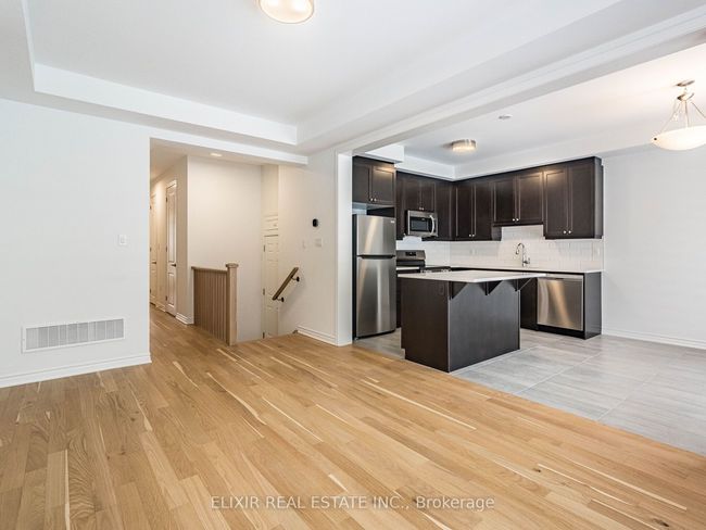 3022 Langdon Rd, House attached with 3 bedrooms, 3 bathrooms and 1 parking in Oakville ON | Image 12