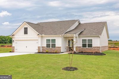 1004 Claas Way, House other with 4 bedrooms, 2 bathrooms and null parking in Locust Grove GA | Image 2