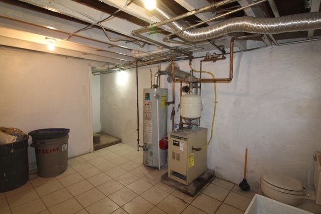 443 Ella St, Townhouse with 2 bedrooms, 2 bathrooms and null parking in Bloomfield PA | Image 12