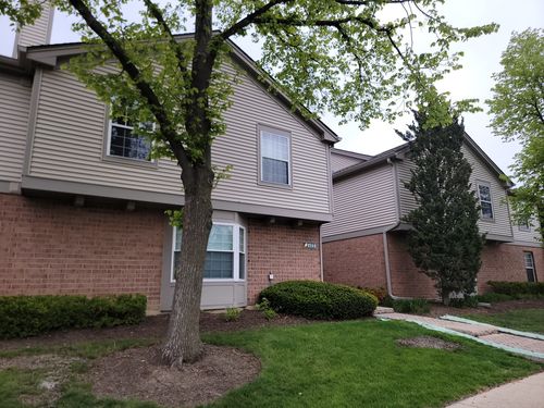 1-1744 Eastwood Court, Schaumburg, IL, 60195 | Card Image