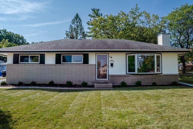 Menomonee Ave, Menomonee Falls, WI 53051