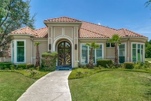 300 Travis Court, Irving, TX, 75038 | Card Image