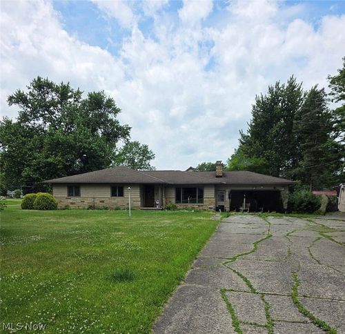 1130 Gulf Road, Elyria, OH, 44035 | Card Image