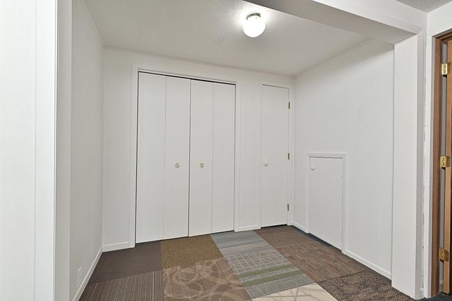CLOSET AREA UPPER LEVEL | Image 15